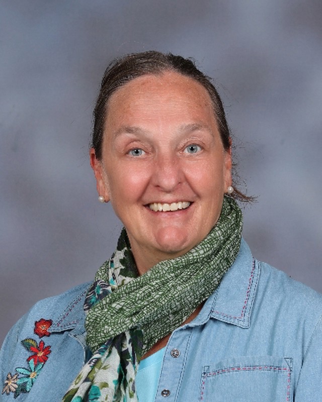 Grace Welker : Librarian